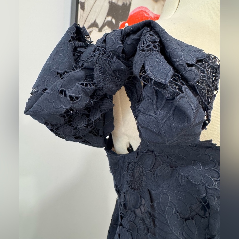 OSCAR DE LA RENTA Off-the-shoulder guipure lace gown Navy Floral Maxi Dress